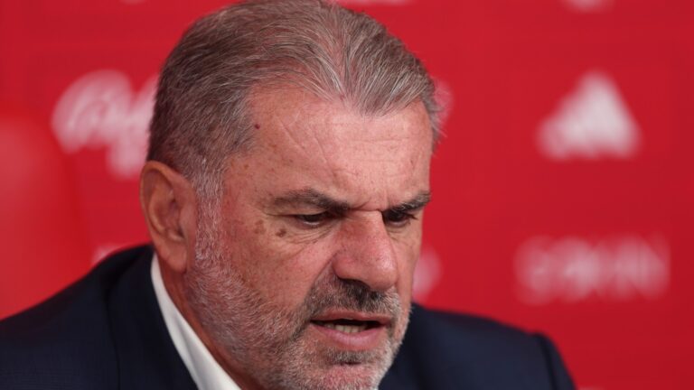 Ange Postecoglou đã giải quyết cú đánh ngay lập tức với Star Forest Nottingham để bị loại khỏi đội tuyển Premier League